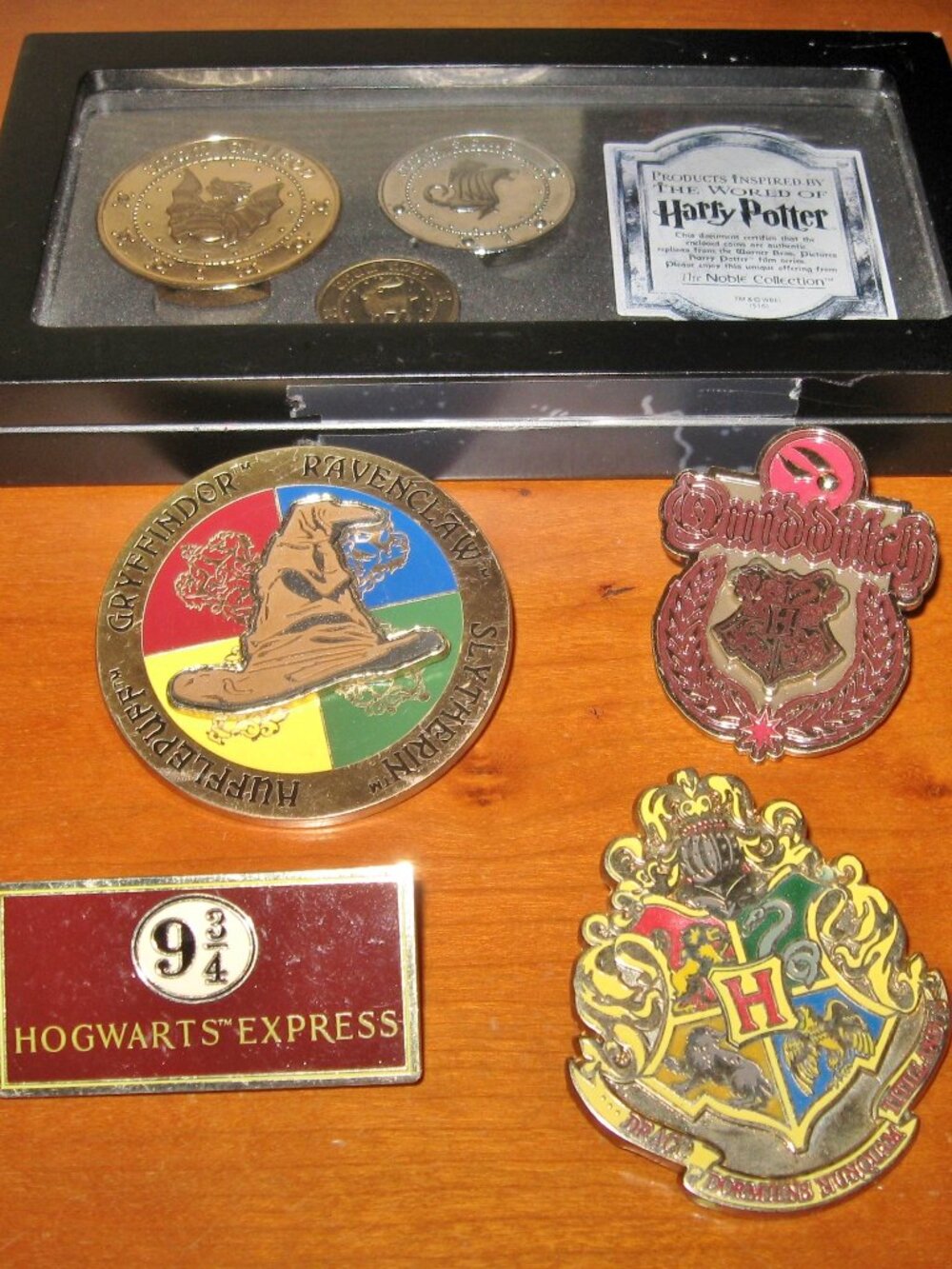 Harry Potter Lot - The Noble Collection Gringotts Bank Replica Coin Set & Pins